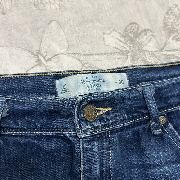 Abercrombie & Fitch Jean Shorts - Size 10 - Picture 2 of 5
